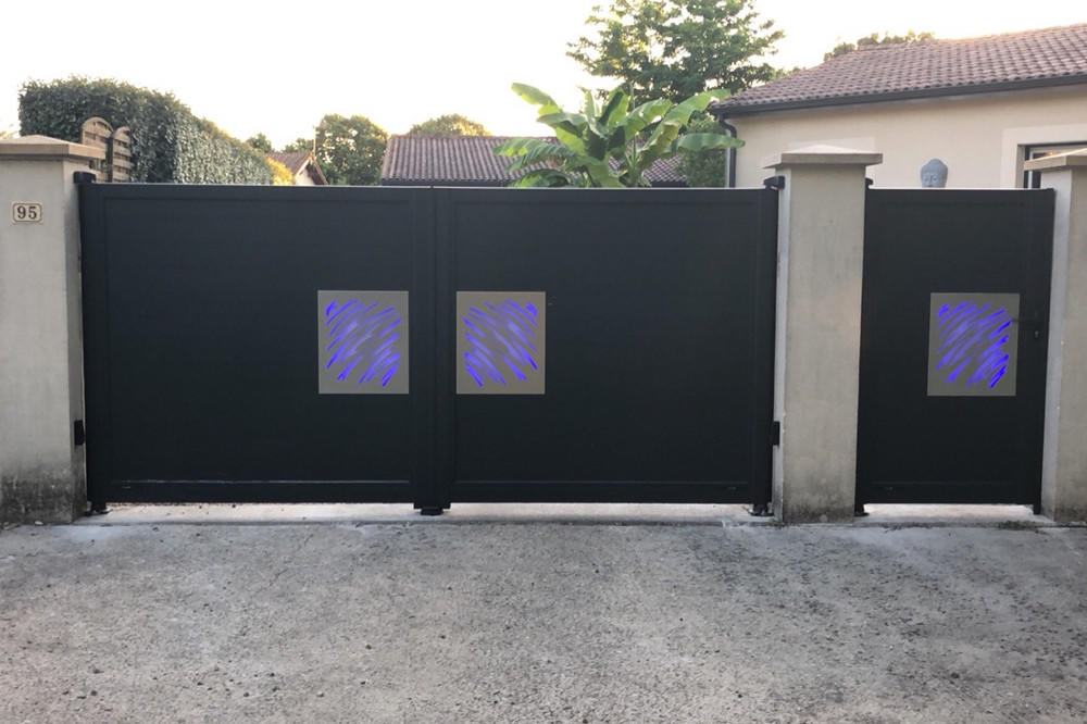 portail-leds-griffes portail-leds-griffes