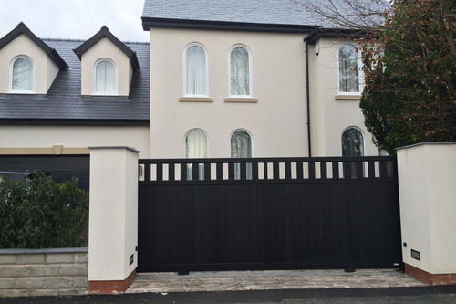 portail coulissant aluminium