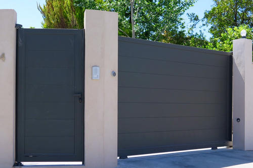 portail coulissant lames larges