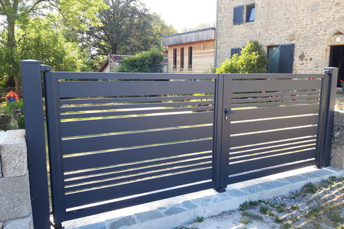 portail alu multi lisse horizontales