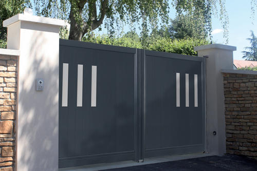 portail aluminium decoration inox 