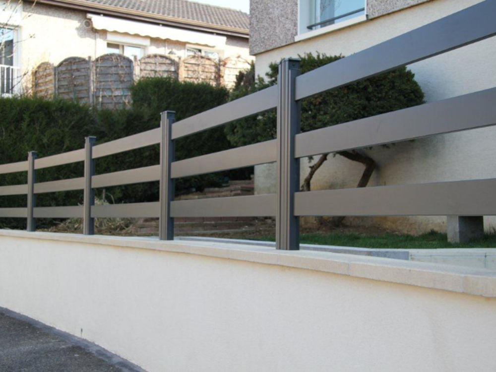 cloture-lisses-horizontales cloture-lisses-horizontales