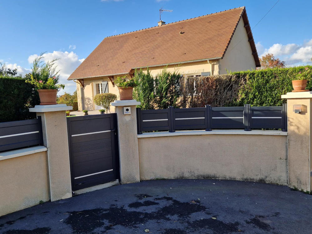 cloture-sur-muret-moderne cloture-sur-muret-moderne