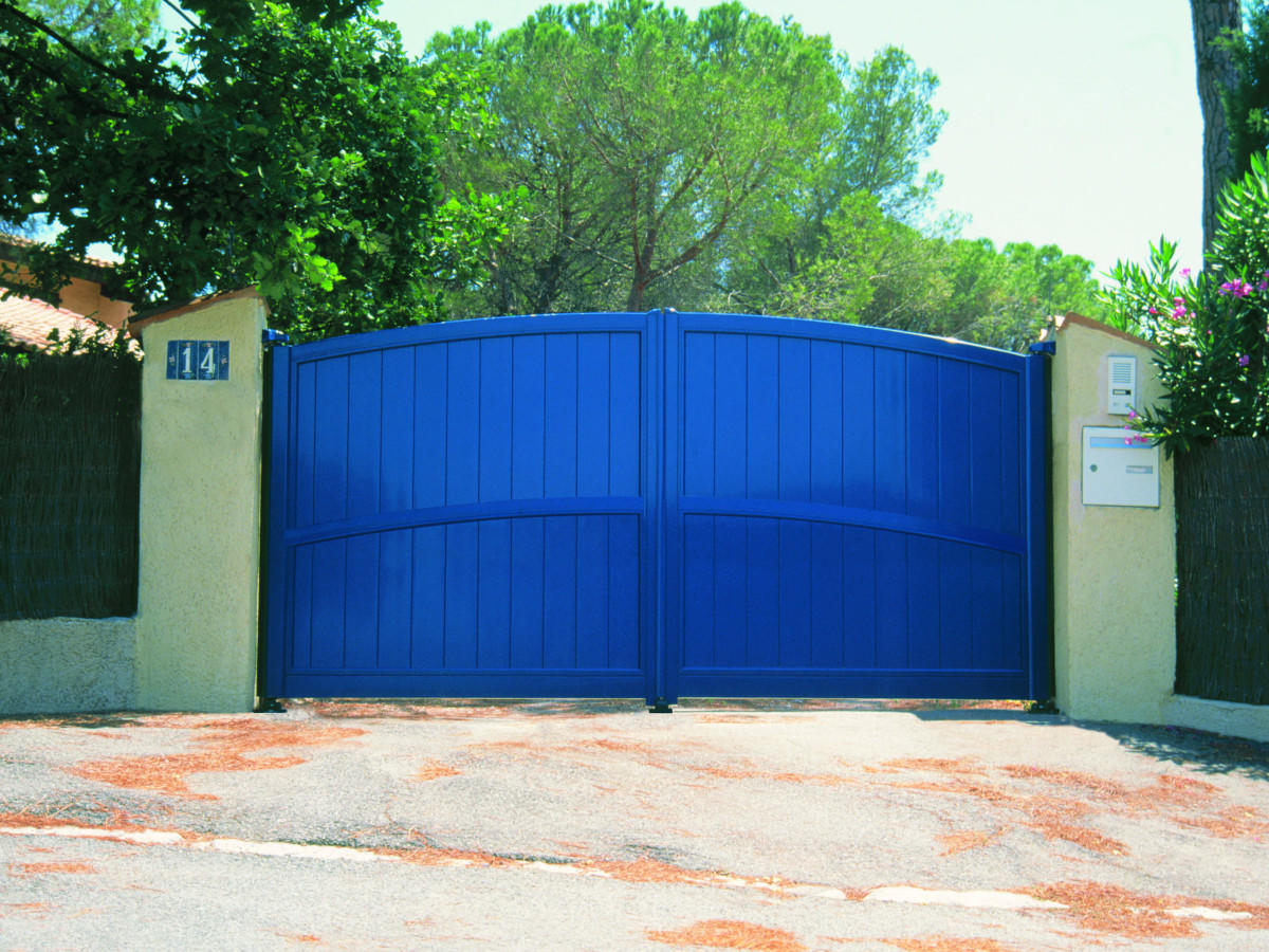 portail-forme-bombee-bleu portail-forme-bombee-bleu