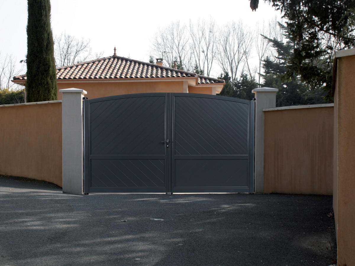 portail-forme-cintree-aluminium portail-forme-cintree-aluminium