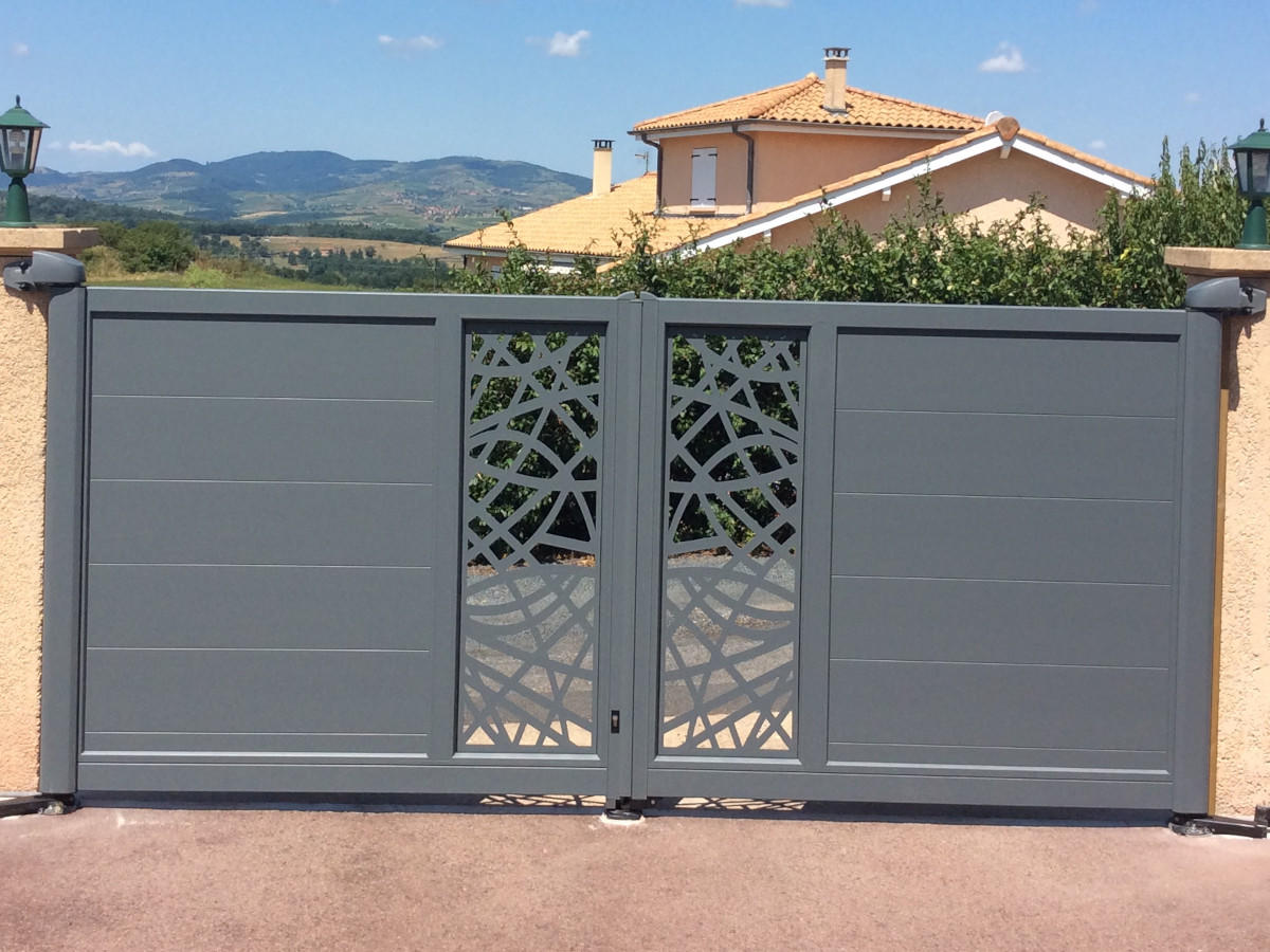 portail-aluminium-motifs-laser