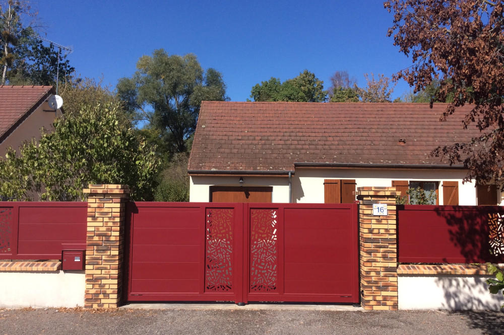 portail-motif-laser-rouge