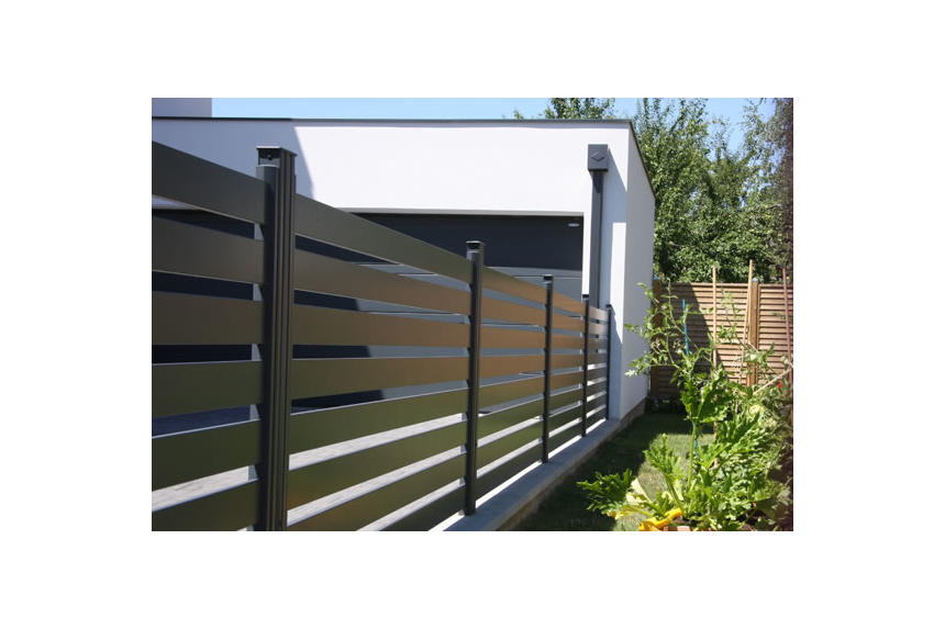 cloture contemporaine barreaudée aluminium